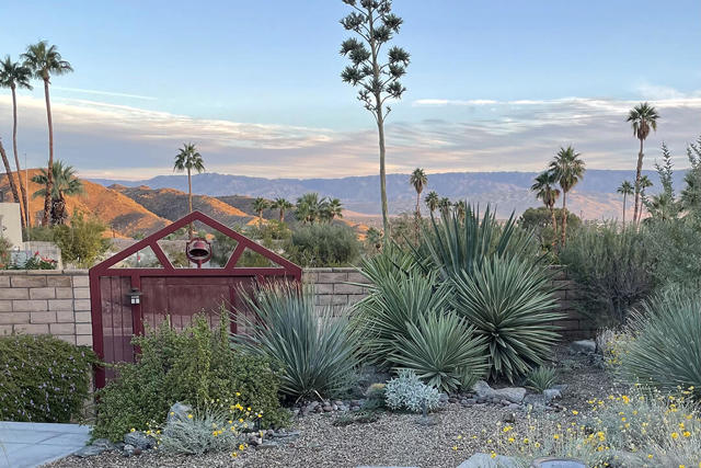 67931 Valley Vista Drive, Cathedral City CA: https://media.crmls.org/mediaz/02f1084d-3546-48d2-99a5-f2dbb6d89caf.jpg