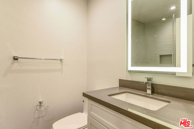 610 N Orlando Avenue, West Hollywood CA: https://media.crmls.org/mediaz/02f1b40e-9246-4c84-aaa8-74bda004c8d1.jpg