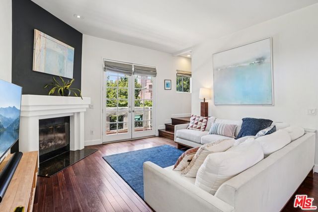 1751 Barry Avenue, Los Angeles CA: https://media.crmls.org/mediaz/02f1f398-18f1-4ada-a0d9-9a18fdffb8a9.jpg