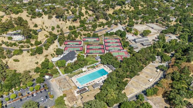 12750 Canario Way, Los Altos Hills CA: https://media.crmls.org/mediaz/02f24c03-3889-4508-ad1e-6275dc205500.jpg