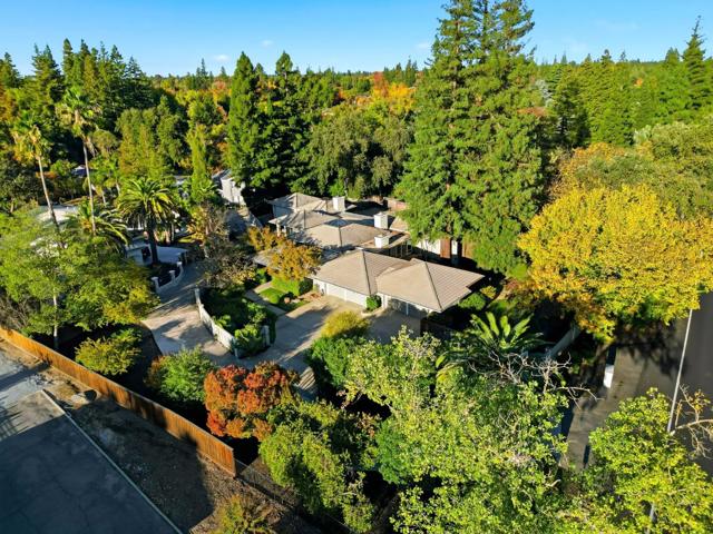 3895 Fair Oaks Boulevard, Sacramento CA: https://media.crmls.org/mediaz/02f3cd97-aa05-47d3-b8a8-0c2b1da34b26.jpg