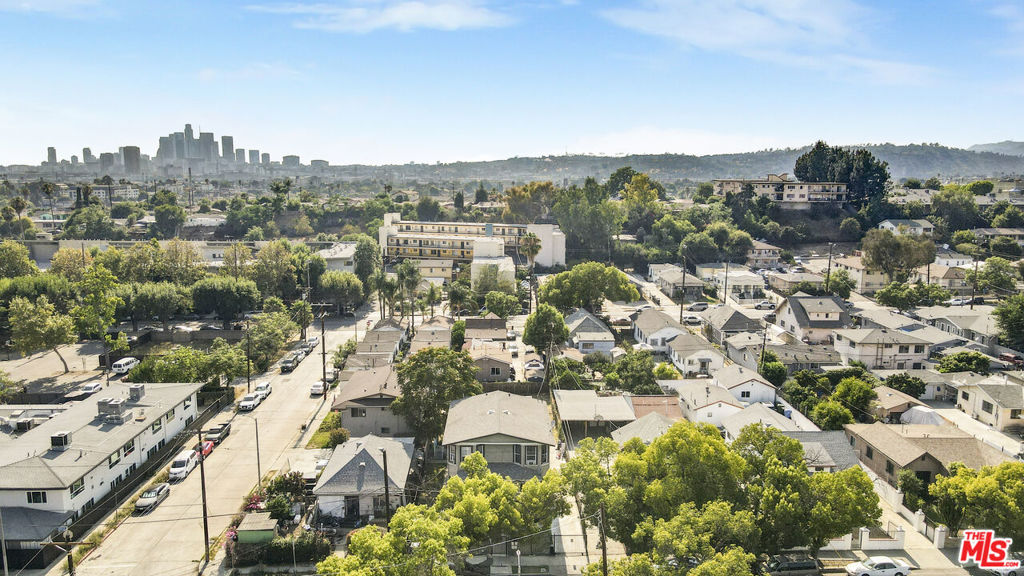 MLS #25595935 image #16