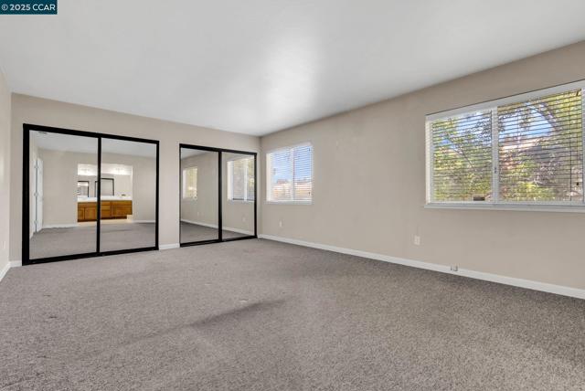 3060 San Miguel Ct, Concord CA: https://media.crmls.org/mediaz/02f68390-e793-4349-91c6-08c34c8cc370.jpg