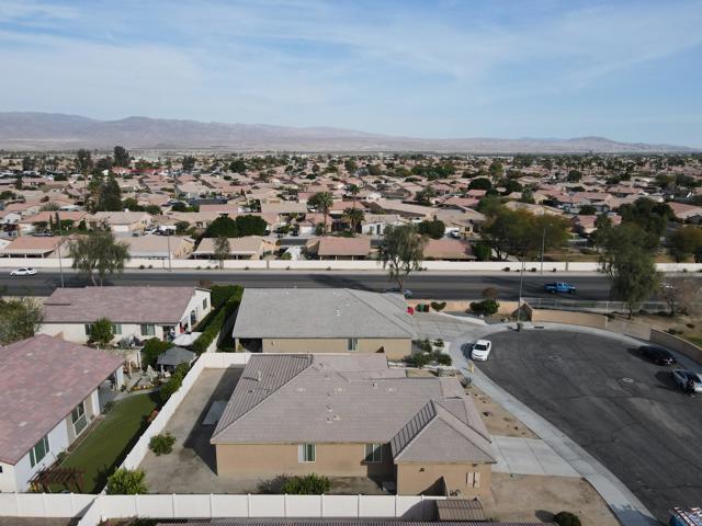 82982 Wheatley Court, Indio CA: https://media.crmls.org/mediaz/02f69b1c-a73c-496f-96cc-c19485906acc.jpg