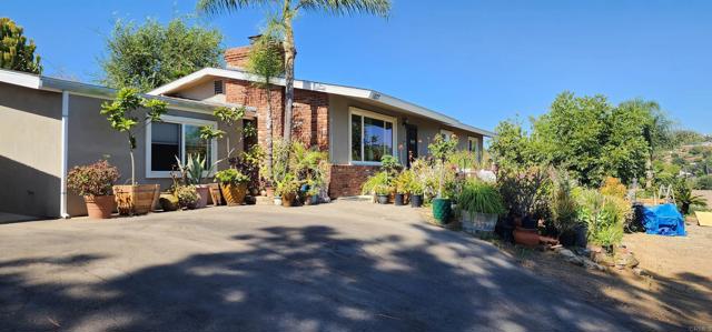Image 6 of 66 For 1837 Montgomery Drive