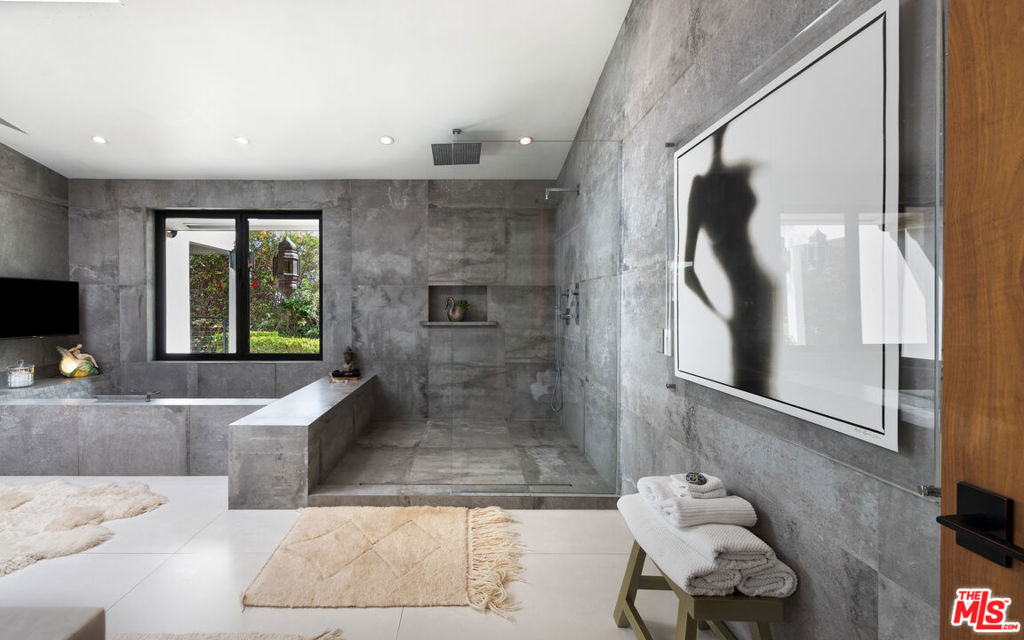 MLS #26859143 image #23