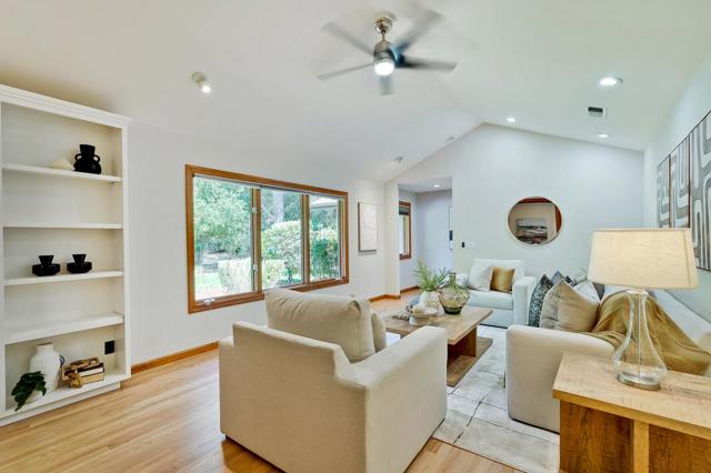 1625 Hazelaar Way, Los Altos CA: https://media.crmls.org/mediaz/02f71193-2b46-4847-bc54-ea01660b4690.jpg