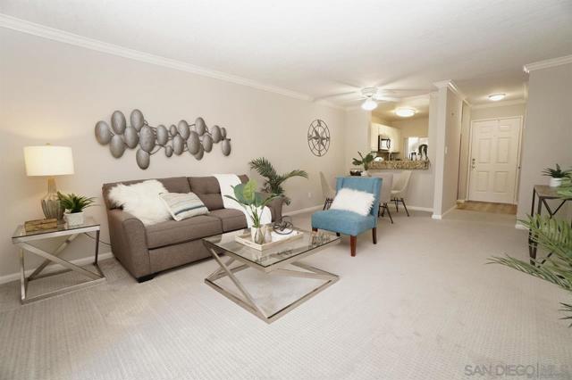 7405 Charmant Dr, San Diego CA: https://media.crmls.org/mediaz/02f739bf-ed39-46b2-8752-06b3281b9c51.jpg