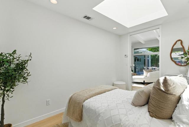 646 Georgia Avenue, Palo Alto CA: https://media.crmls.org/mediaz/02f77d97-4e96-4777-a31b-9b1933f71751.jpg