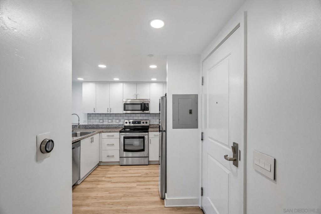 1080 Park Blvd - photo 12