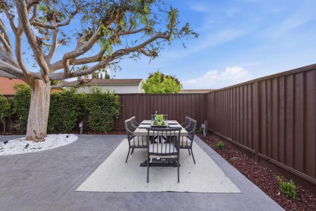 1497 Meadow Glen Way, San Jose CA: https://media.crmls.org/mediaz/02f854a1-6be9-48af-a022-ae5b38e4632a.jpg