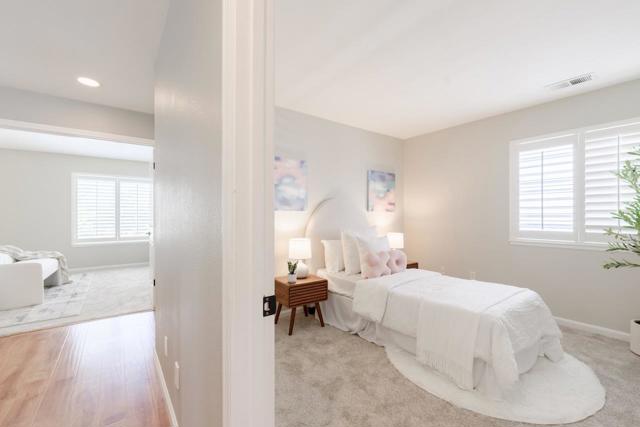 141 Navigator Drive, Scotts Valley CA: https://media.crmls.org/mediaz/02f89591-3dfe-4d53-b437-0c9ae41ba832.jpg