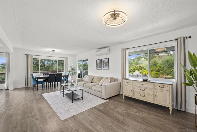 9430 Tropico Dr, La Mesa CA: https://media.crmls.org/mediaz/02f8e4ac-a014-48f2-aba4-49c0146f7f6a.jpg