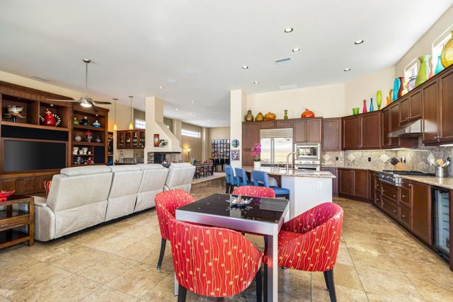 1 Birkdale Circle, Rancho Mirage CA: https://media.crmls.org/mediaz/02f8ec77-f900-4a47-80ee-b075e03eaa88.jpg