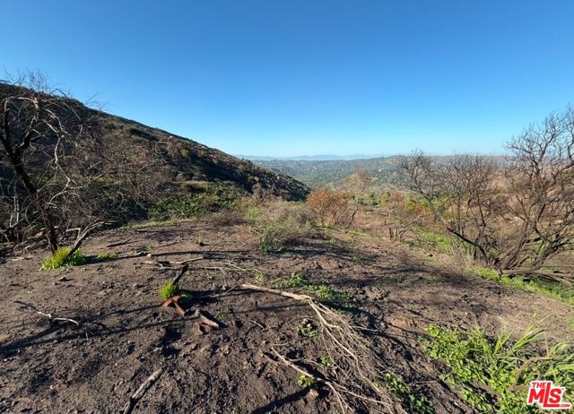 0 Fir Ridge Drive, Topanga CA: https://media.crmls.org/mediaz/02fb7db6-70ef-4aaa-a3a6-e1db083dd57b.jpg