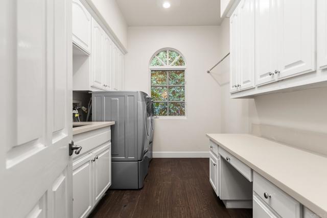 8374 St Andrews Rd, Rancho Santa Fe CA: https://media.crmls.org/mediaz/02fcb40e-a93a-419a-9eb2-28f0772217f3.jpg