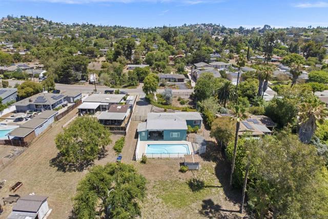 10705 Louisa Dr., La Mesa CA: https://media.crmls.org/mediaz/02fced0e-1973-4759-895f-b5f020c39b07.jpg