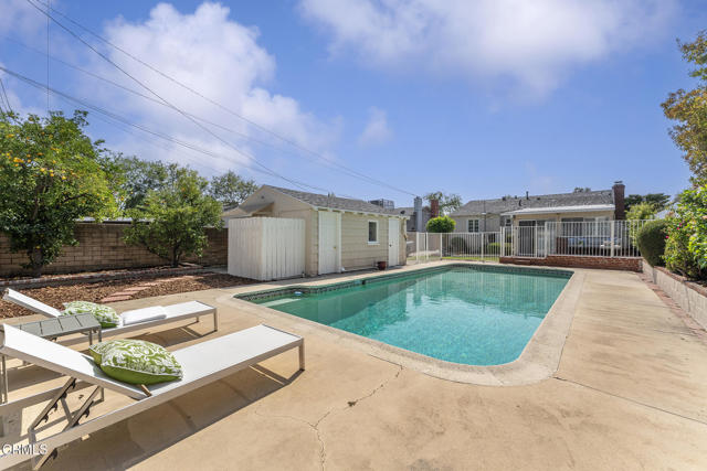 604 N Sunnyslope Avenue, Pasadena CA: https://media.crmls.org/mediaz/02fd5428-ed75-438f-b252-8c469530e6ba.jpg