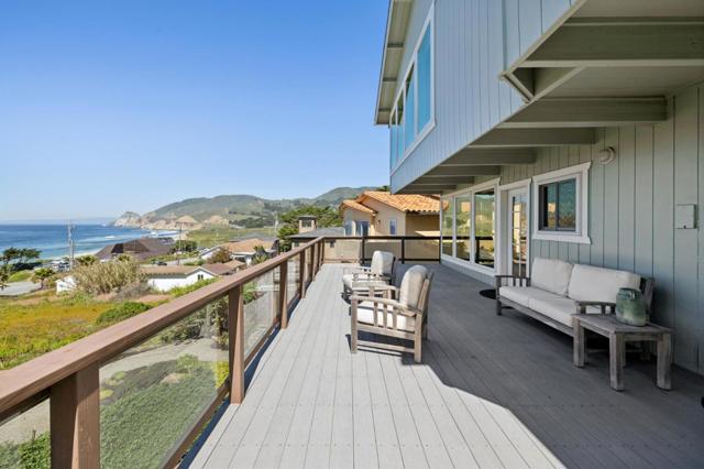 1198 Main Street, Montara CA: https://media.crmls.org/mediaz/02feb562-41ff-4201-a6f9-2d452e4b7903.jpg
