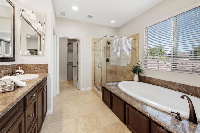 15501 Bristol Ridge Ter, San Diego CA: https://media.crmls.org/mediaz/02fedd16-9900-4bbf-a5c9-aad91ef8c9b6.jpg
