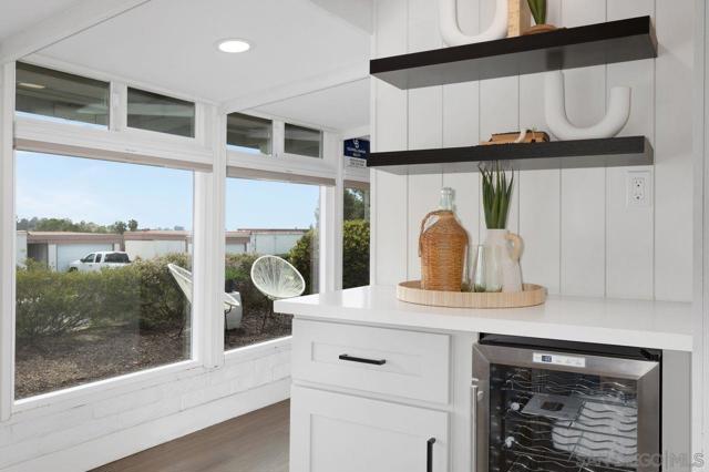 3630 Vista Campana S 6, Oceanside CA: https://media.crmls.org/mediaz/02ff0d1d-b96a-4712-845b-b9bccabf6176.jpg