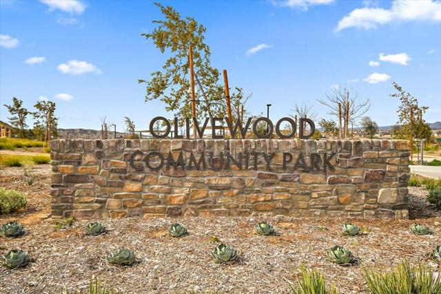 14226 Revana Lane, Beaumont CA: https://media.crmls.org/mediaz/02ff3134-c5f6-4a56-ba7d-b6d6928dd9f6.jpg