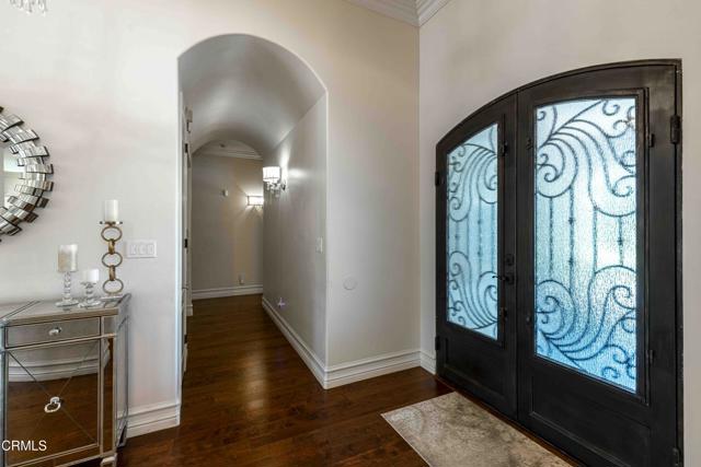 3007 Springbank Court, Bakersfield CA: https://media.crmls.org/mediaz/02ffdcd6-87b9-4897-98db-10f78d9245b1.jpg