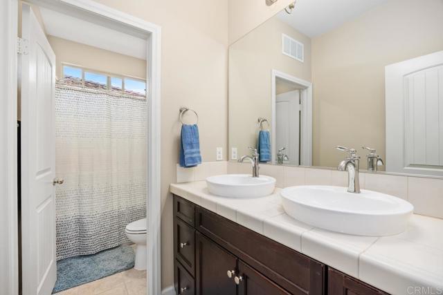 Detail Gallery Image 28 of 58 For 219 Flores Ln, Vista,  CA 92083 - 4 Beds | 2/1 Baths