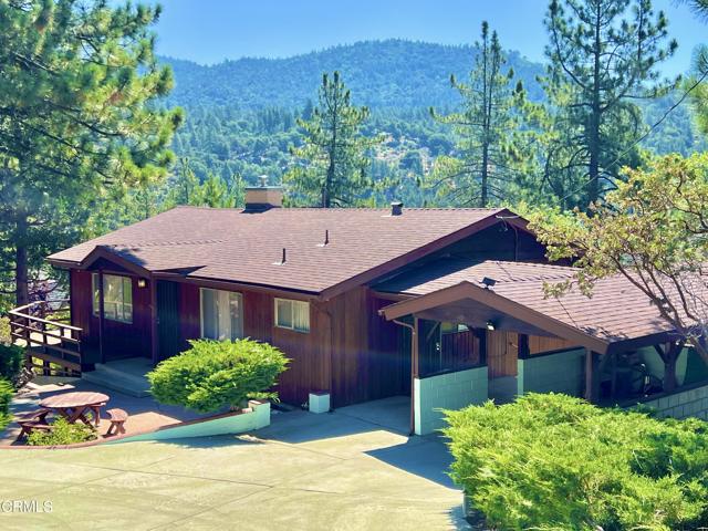 Detail Gallery Image 1 of 17 For 53595 W Ridge Rd, Idyllwild,  CA 92549 - 2 Beds | 2 Baths
