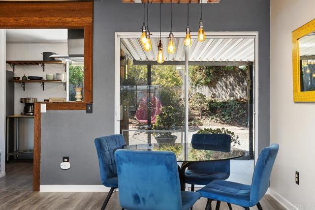 1529 Temple Heights Drive, Oceanside CA: https://media.crmls.org/mediaz/0300c888-8595-440a-8b47-5db54ce3e959.jpg