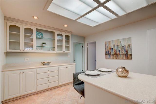 3981 Hatton St, San Diego CA: https://media.crmls.org/mediaz/0303440a-c743-447d-af40-62e5e5d211ca.jpg