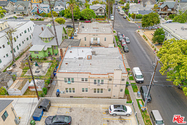 2460 W 18th Street, Los Angeles CA: https://media.crmls.org/mediaz/03045712-a0d4-423d-9f00-1ebb4cf2c1e4.jpg