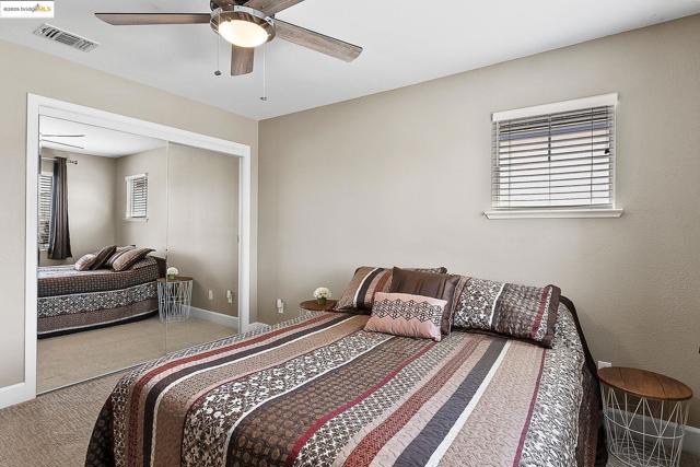 150 Ridge Crest Ct, Oakley CA: https://media.crmls.org/mediaz/0306045a-c654-4993-8c2e-097c0aeb95fd.jpg