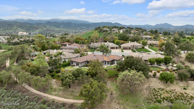 782 Emerson Street, Thousand Oaks CA: https://media.crmls.org/mediaz/03074265-08d7-4c45-8458-ad2900d48c44.jpg