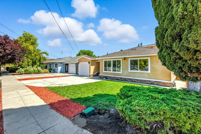 552 Borregas Avenue, Sunnyvale CA: https://media.crmls.org/mediaz/0307a920-2601-4b0c-a629-ea28e622f69f.jpg