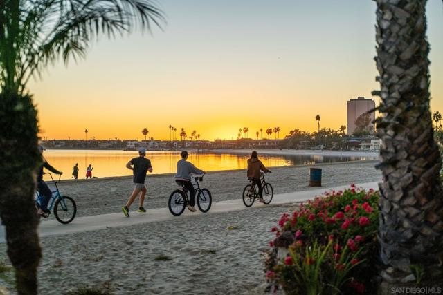 1177 Pacific Beach Drive, San Diego CA: https://media.crmls.org/mediaz/0307c5d7-0119-4392-b155-fa2240cd2121.jpg