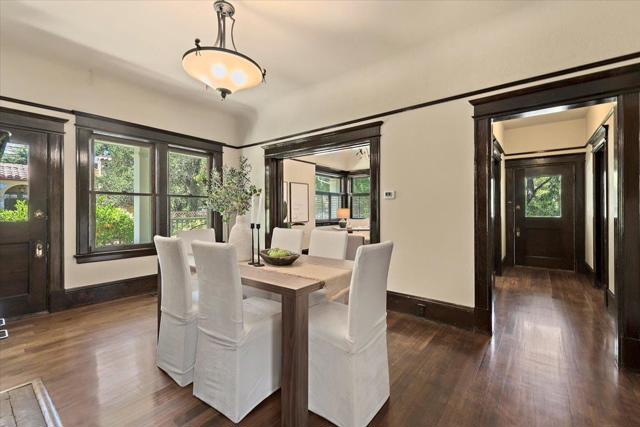 302 Los Gatos Boulevard, Los Gatos CA: https://media.crmls.org/mediaz/030a7dcd-b9db-4a6f-897a-d194899eb0ed.jpg