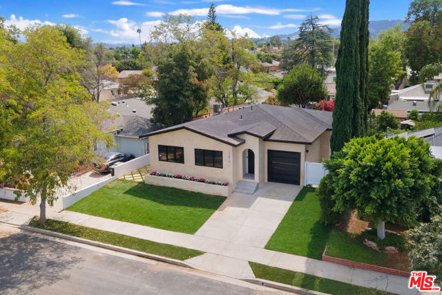 17510 Miranda Street, Encino CA: https://media.crmls.org/mediaz/030bb190-57c1-4353-b3e3-96fd4d746d87.jpg