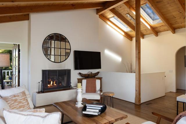 26282 Atherton Drive, Carmel CA: https://media.crmls.org/mediaz/030d399b-c921-4a94-875c-5aa424d2833a.jpg
