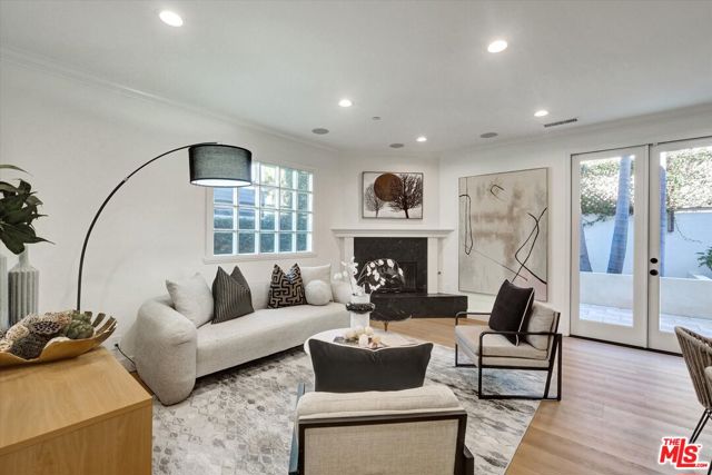 2517 Huntington Lane, Redondo Beach, California 90278, 4 Bedrooms Bedrooms, ,3 BathroomsBathrooms,Residential,Sold,Huntington,25607911