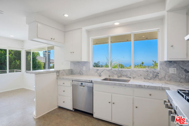 Drew Fenton | 1310 GOUCHER Street Pacific Palisades CA | MLS: 6655666