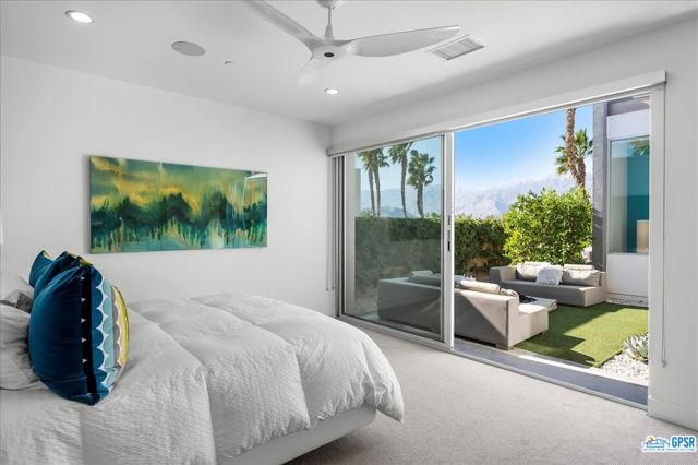 Image 43 of 59 For 939 Bernardi Lane