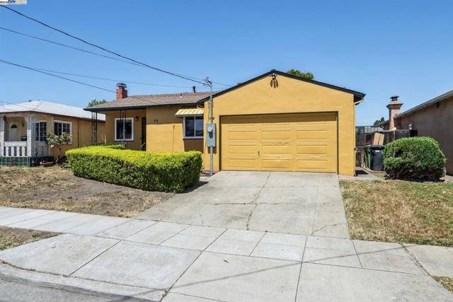 759 Bishop Ave, Hayward CA: https://media.crmls.org/mediaz/03109a06-5d24-4594-a323-60bb067475bd.jpg