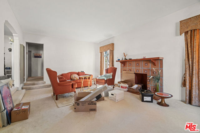 10582 Cheviot Drive, Los Angeles CA: https://media.crmls.org/mediaz/0310de2b-2f8d-4031-926e-7d0017248dbd.jpg