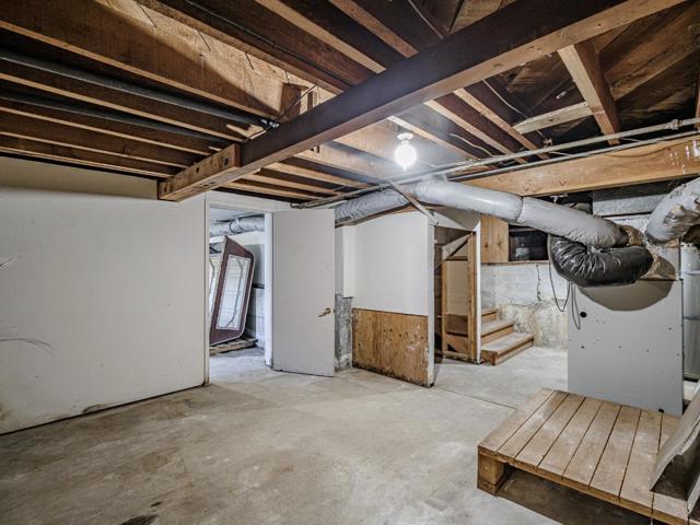 35 Sycamore Street, Watsonville CA: https://media.crmls.org/mediaz/031117ca-59c2-4b25-8a36-dd7ccb435210.jpg