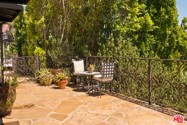 3 Bed Home for Sale in Los Angeles, California
