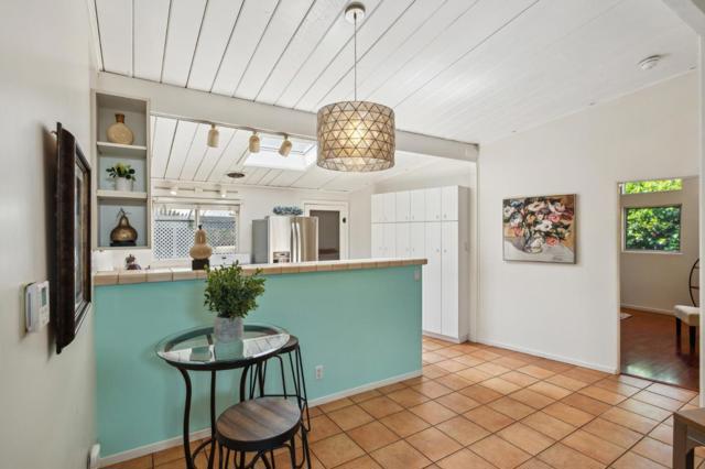342 Carolina Lane, Palo Alto CA: https://media.crmls.org/mediaz/0311414a-2143-4853-a322-3b94c3d97976.jpg