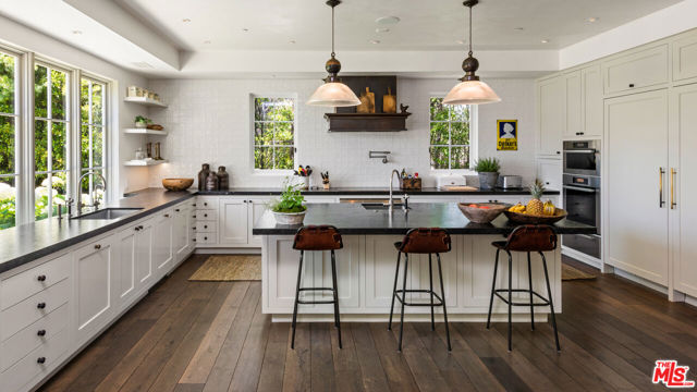 Drew Fenton | 1319 AMALFI Drive Pacific Palisades CA | MLS: 7309642