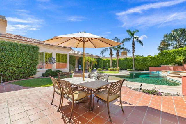 47 Gibraltar Drive, Palm Desert CA: https://media.crmls.org/mediaz/0312853a-abd0-410e-9f72-0500ec004aa0.jpg