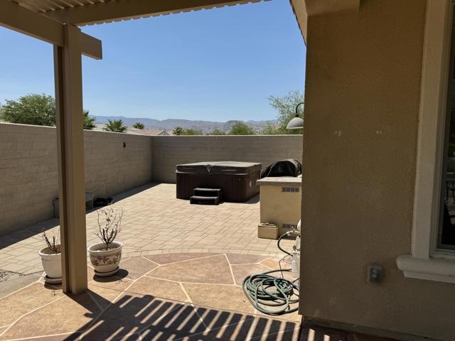 38 Chianti, Rancho Mirage CA: https://media.crmls.org/mediaz/0313a1bf-3707-4627-b9ef-c9b38e9c12a0.jpg
